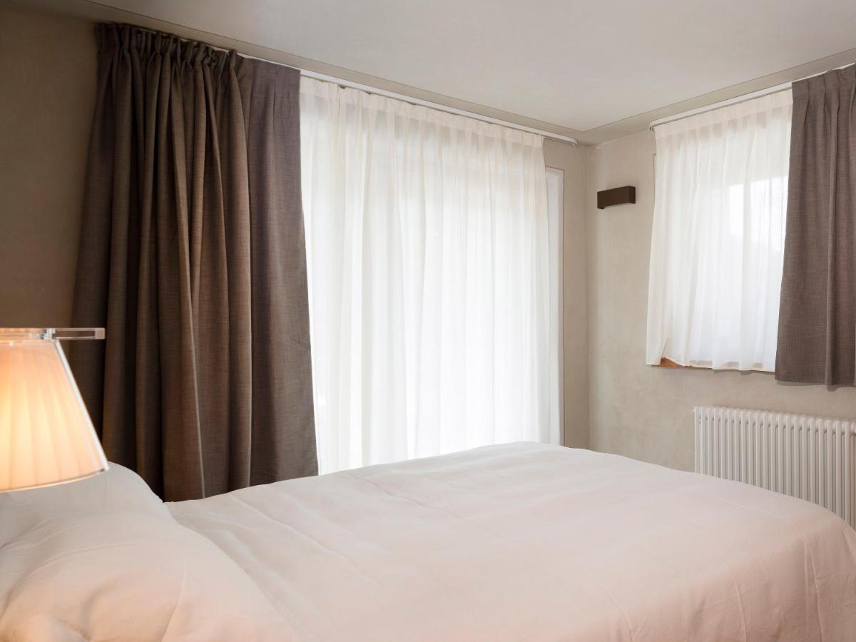 3 Chalets Aparthotel ブレウイル・チェルヴィナイア エクステリア 写真