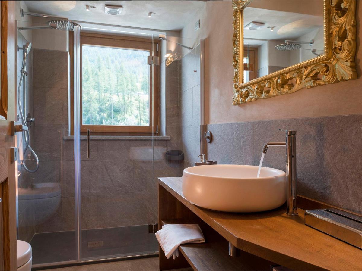 3 Chalets Aparthotel ブレウイル・チェルヴィナイア エクステリア 写真