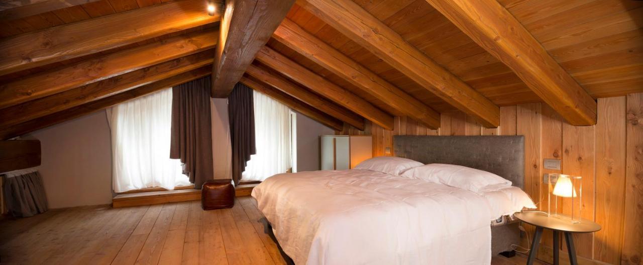 3 Chalets Aparthotel ブレウイル・チェルヴィナイア エクステリア 写真